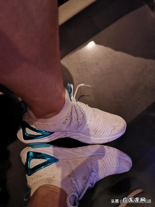 慢跑适合穿什么牌子的跑鞋