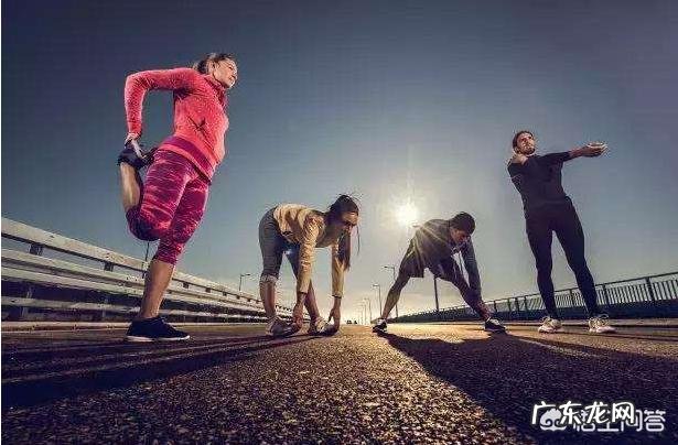 男人如何解决啤酒肚的问题?该怎么做运动消除啤酒肚?