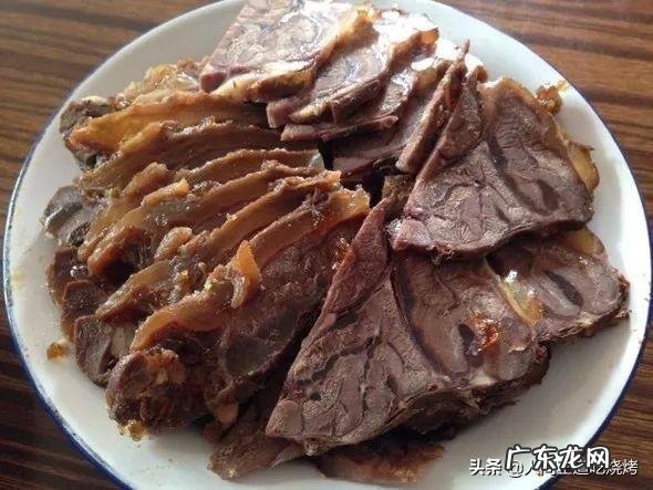 卤牛肉放什么配菜好吃 卤牛肉要放花椒吗?怎么做好吃?