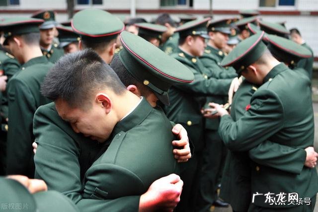 转业士官,进事业单位工勤岗合适吗有前途吗