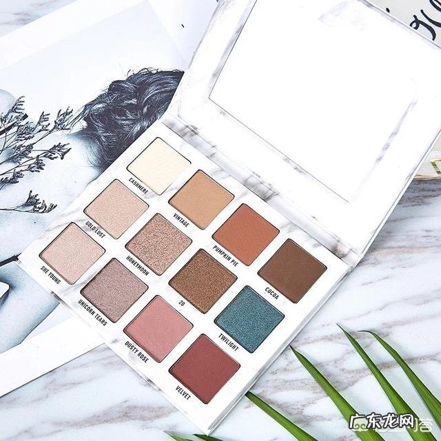 女生买一套彩妆大概需要多少钱?