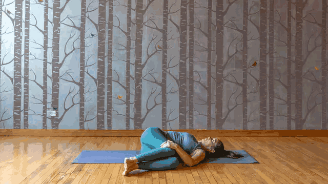 节食减肥导致大姨妈不来解决办法只有多吃加不运动么？