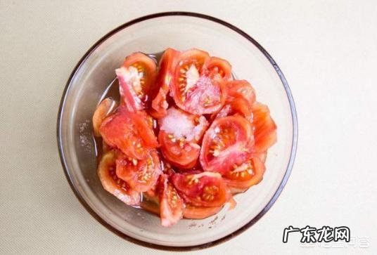 孕期控糖能吃西红柿吗 西红柿拌糖吃是不是很不健康?