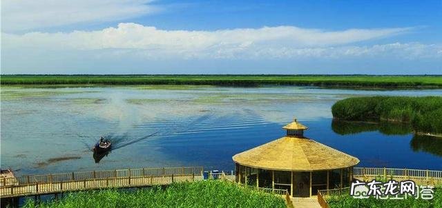 明年7月想去新疆旅游,15天行程,有哪些好玩的地方推荐?