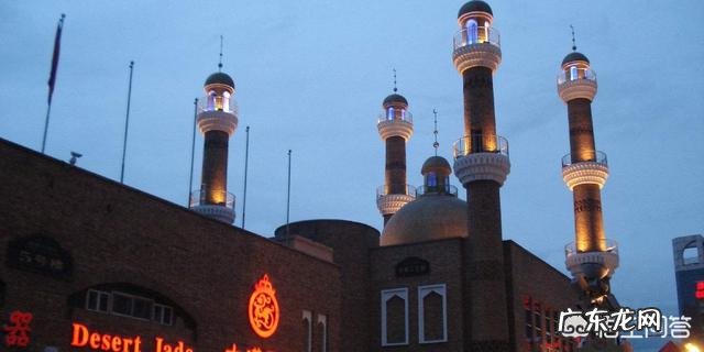 明年7月想去新疆旅游,15天行程,有哪些好玩的地方推荐?