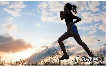 干吃葡萄干能减肥吗 葡萄干苹果干泡着喝能减肥吗?