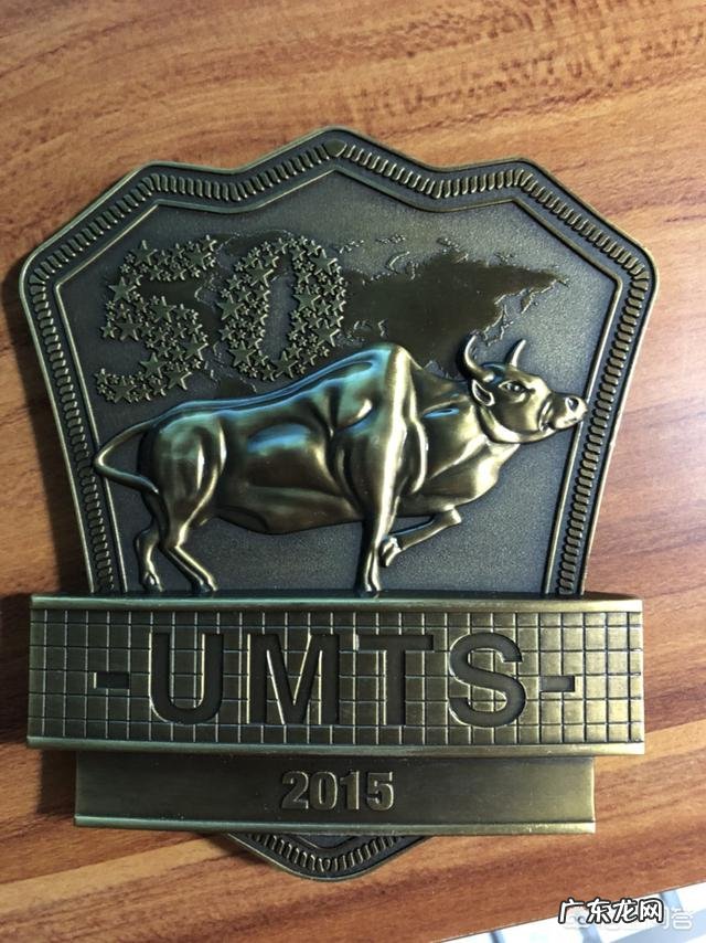 是不是华为的员工都必须用华为手机？ 华为智慧屏app必须华为手机吗