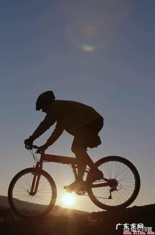 怎样快速消除油腻食物引起的油腻感?