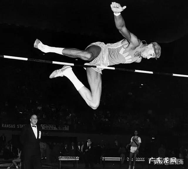 弹跳力训练跳台阶可以么需要每天都跳吗提高上肢力量能提高弹跳吗