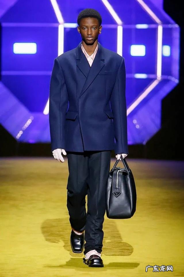 prada2022春夏时装秀大合照 prada 2022春夏女装秀