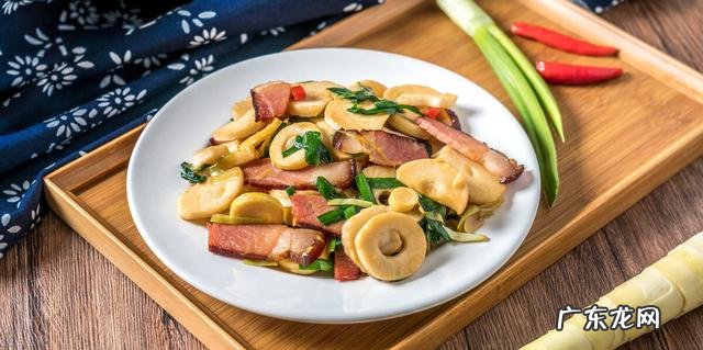 身材不好,在男朋友面前很自卑,不敢脱衣服,怎么办?