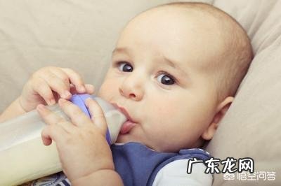 两岁半的孩子可以继续喝母乳吗？ 两岁孩子可以吃母乳吗