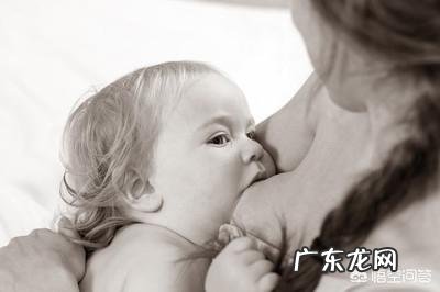 两岁半的孩子可以继续喝母乳吗？ 两岁孩子可以吃母乳吗