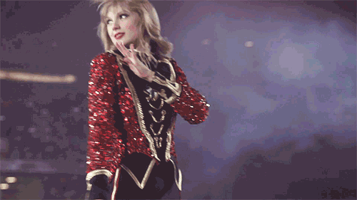 哪些明星小时候很丑，长大后却很好看