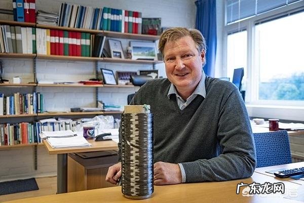 2000-2500的自行车选择铝的还是碳纤维的,为什么?