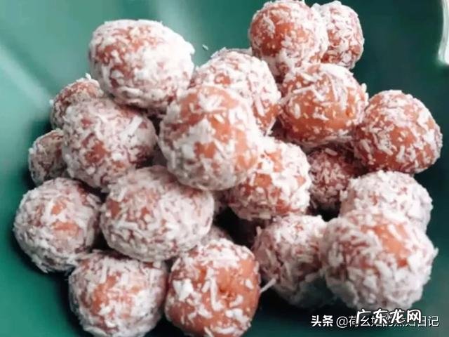 新鲜山楂怎么做成甜品小吃？