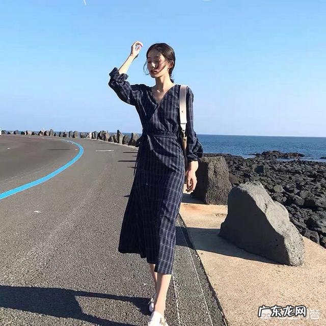 上身胖的女生穿什么裙子好看？