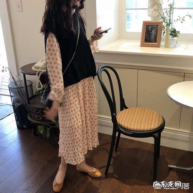 上身胖的女生穿什么裙子好看？