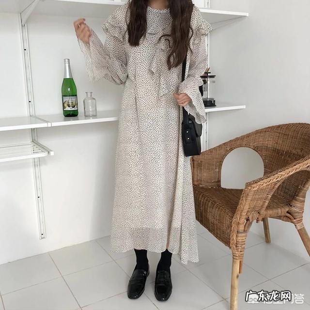 上身胖的女生穿什么裙子好看？