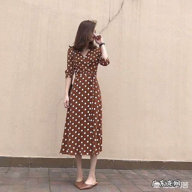 上身胖的女生穿什么裙子好看？