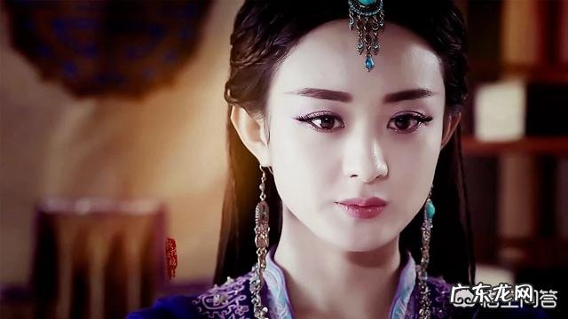 赵丽颖冯绍峰商场相伴购物 赵丽颖冯绍峰现身购物,为何赵丽颖生娃3个月依然身材圆润?