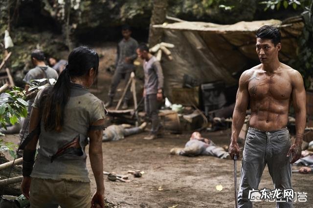 类似于重生和突袭之类的电影 有没有像《重生》《突袭》这类打斗很过瘾的电影?