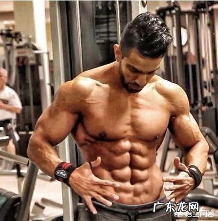 有腹肌的人在放松状态下也会有小肚子吗?