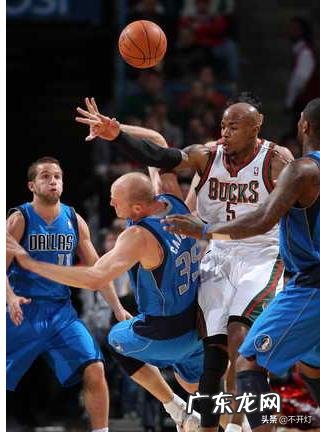 打篮球每次突进去后都会被内线帽，要怎么解决这个问题