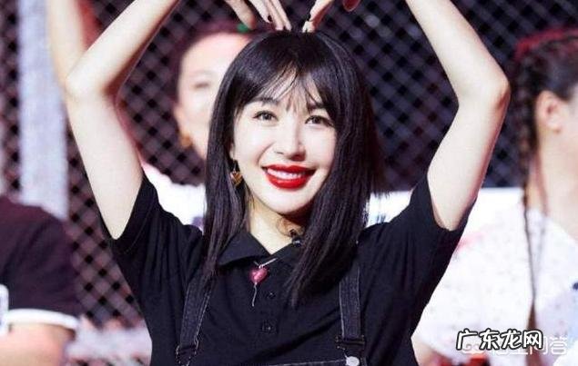 黄晓明平衡与李菲儿和Angelababy的关系效果如何？