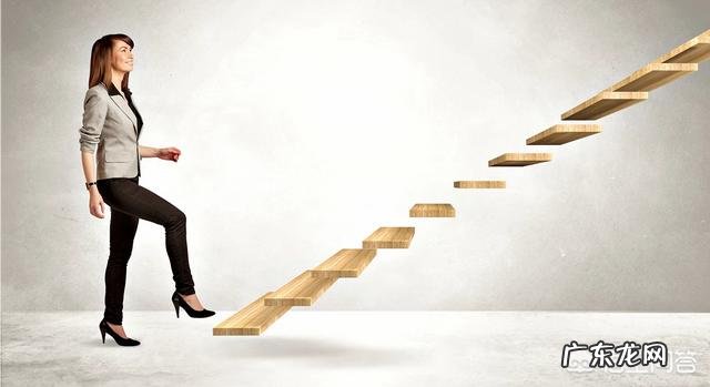 徒步爬山对体力要求大吗？减肥的效果怎么样？