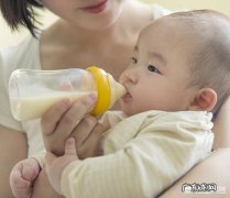牛奶粉和羊奶粉哪个更容易让宝宝涨体重？