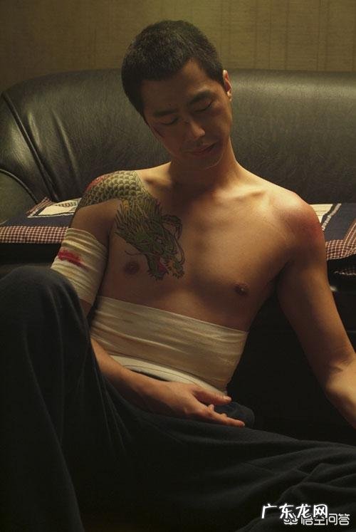 请问什么软件可以免费看，美女的诞生？