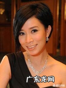 香港娱乐圈中,有哪些女明星是靠“港姐”身份出道的