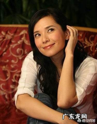 香港娱乐圈中,有哪些女明星是靠“港姐”身份出道的