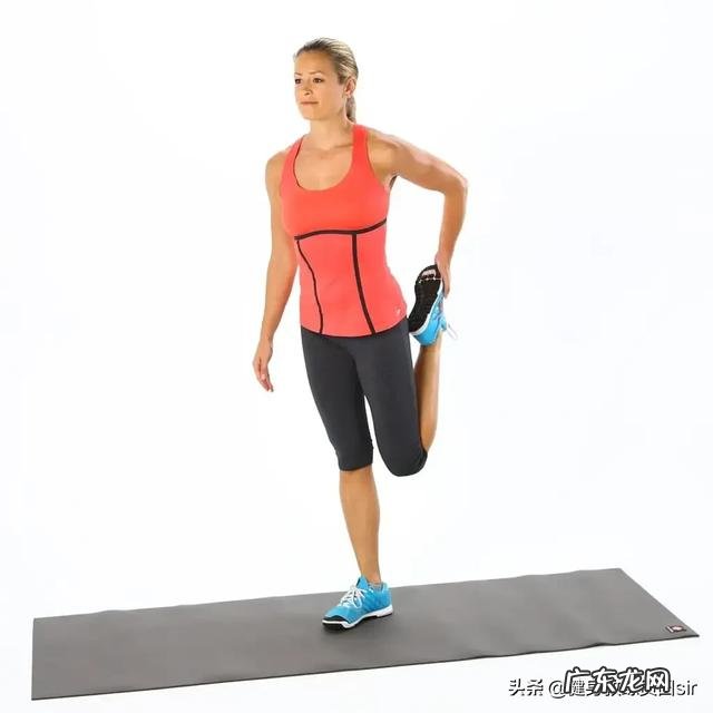 深蹲和蹲墙功的锻炼效果有什么不同?