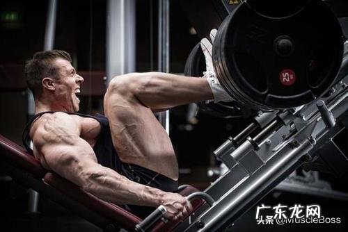 男生173cm，68kg，减脂和增肌哪个优先？