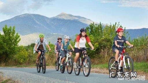 膝盖不好的人在减肥时,椭圆机与动感单车相比,哪个更适合?