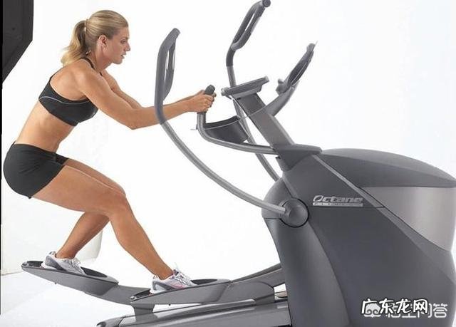 膝盖不好的人在减肥时,椭圆机与动感单车相比,哪个更适合?