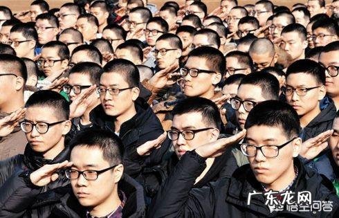 高血压可以做激光近视眼手术吗 强行服兵役的国家如果近视眼或高血压咋办?