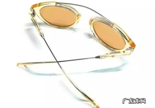 想买点零食,请问买点什么比较好