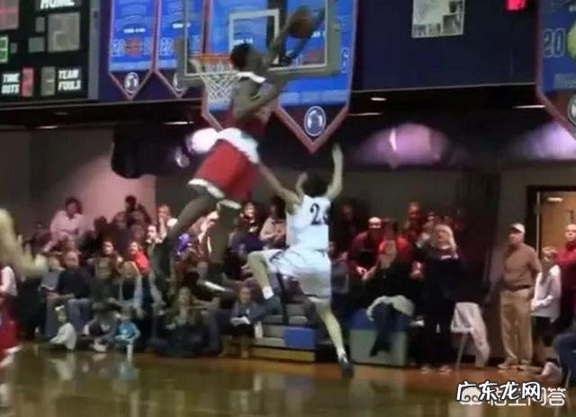 在NBA靠身体打球的,你想到了谁