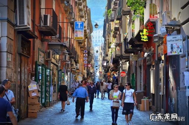 大街上遇到有人给你微信转账换现金，为什么一定不能换？