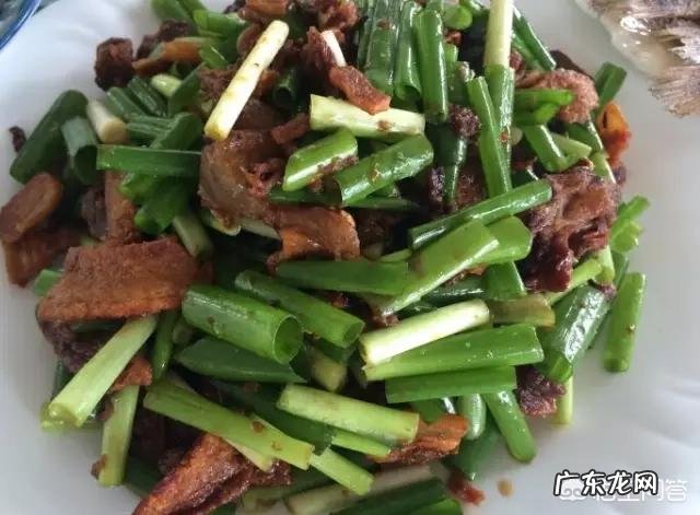 东北大葱蘸酱的酱做法 东北大葱蘸酱,越吃越胖吗?