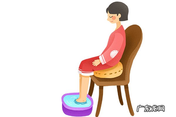 老人脚消肿的最快方法