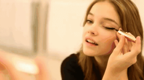 如何去眼袋最有效维生素e能上榜吗