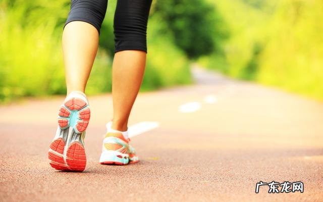 如何去眼袋最有效维生素e能上榜吗