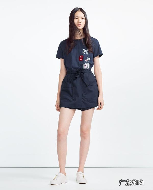 腿粗的妹子上身比较瘦,该如何搭配衣服?