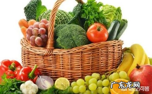 一个月坚持吃水果和蔬菜能瘦几斤 每天只吃蔬菜和水果,30个月瘦十斤是不是真的?