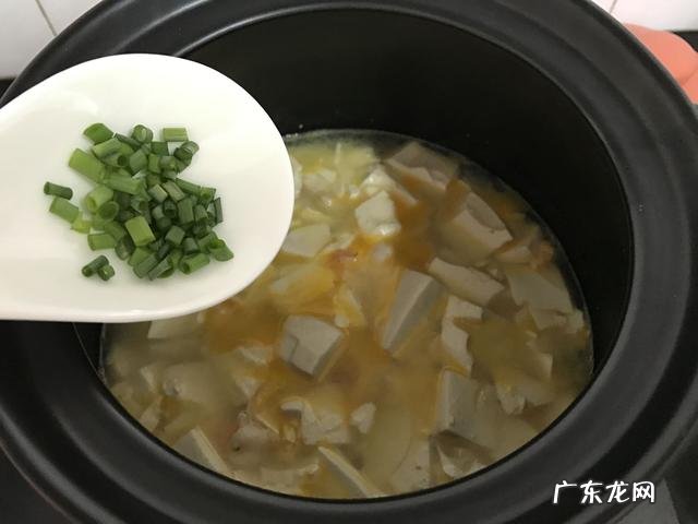 不加西红柿,豆腐汤怎么做好喝?