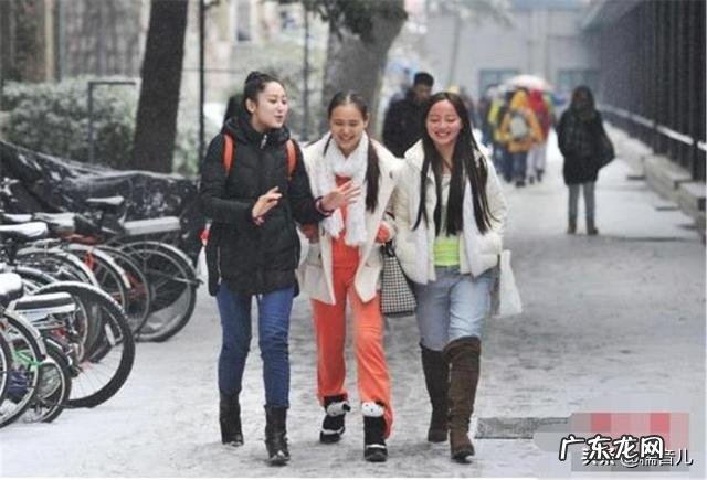 小腿细大腿粗的人是否适合长靴?